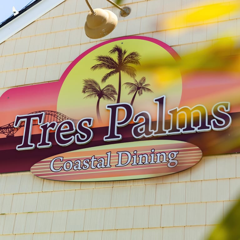 Welcome to Tres Palms